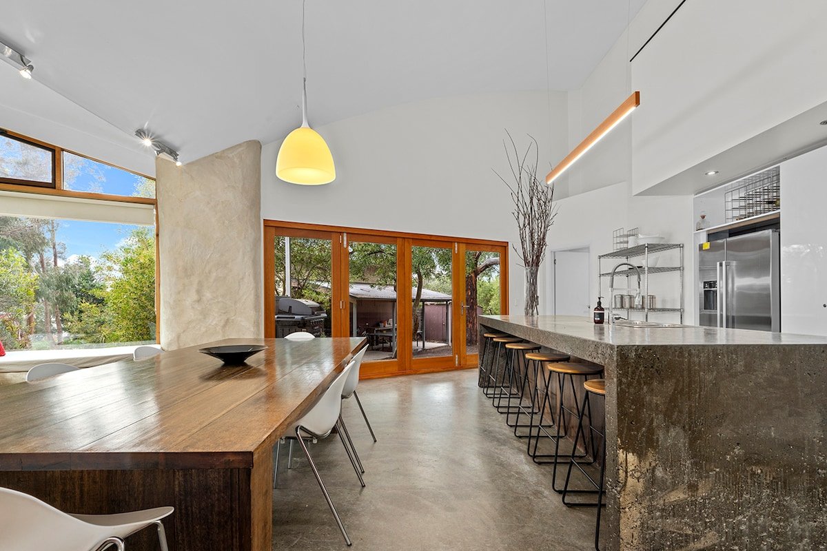 Nosh Holiday – Your eco-holiday home. gallery image 4