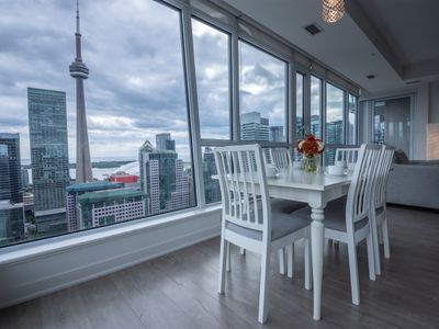 3BR&2BATH Condo CNT+Lake 2mins walk Subway Station