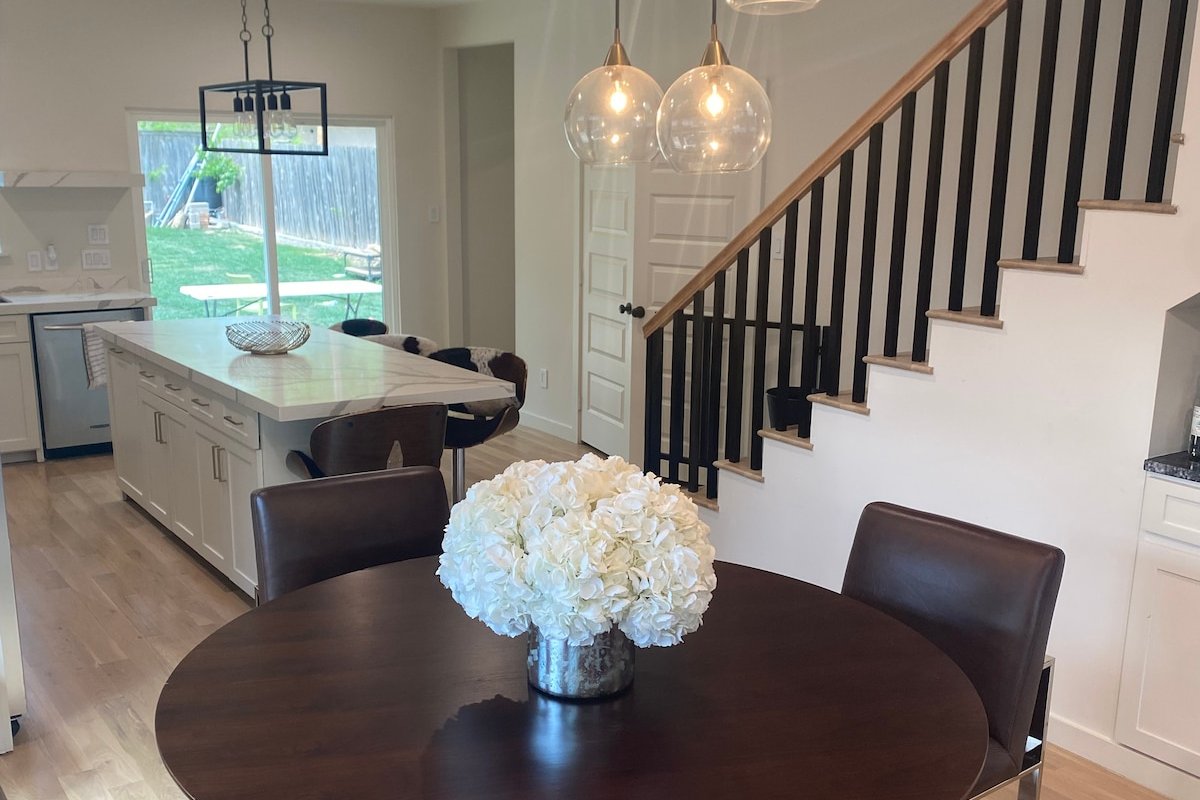 Stockyards cozy home gallery image 4