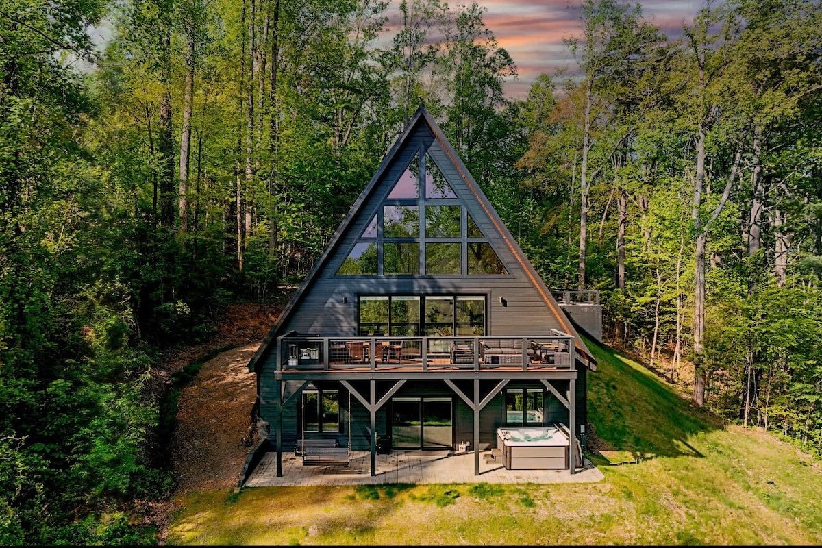 Modern A-Frame Cabin with Panoramic Views| Hot Tub gallery image 2