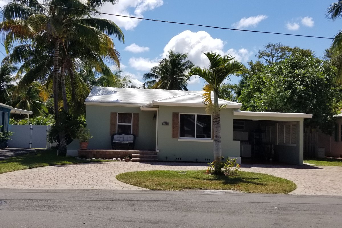 The Best beach block Location in Deerfield Beach!