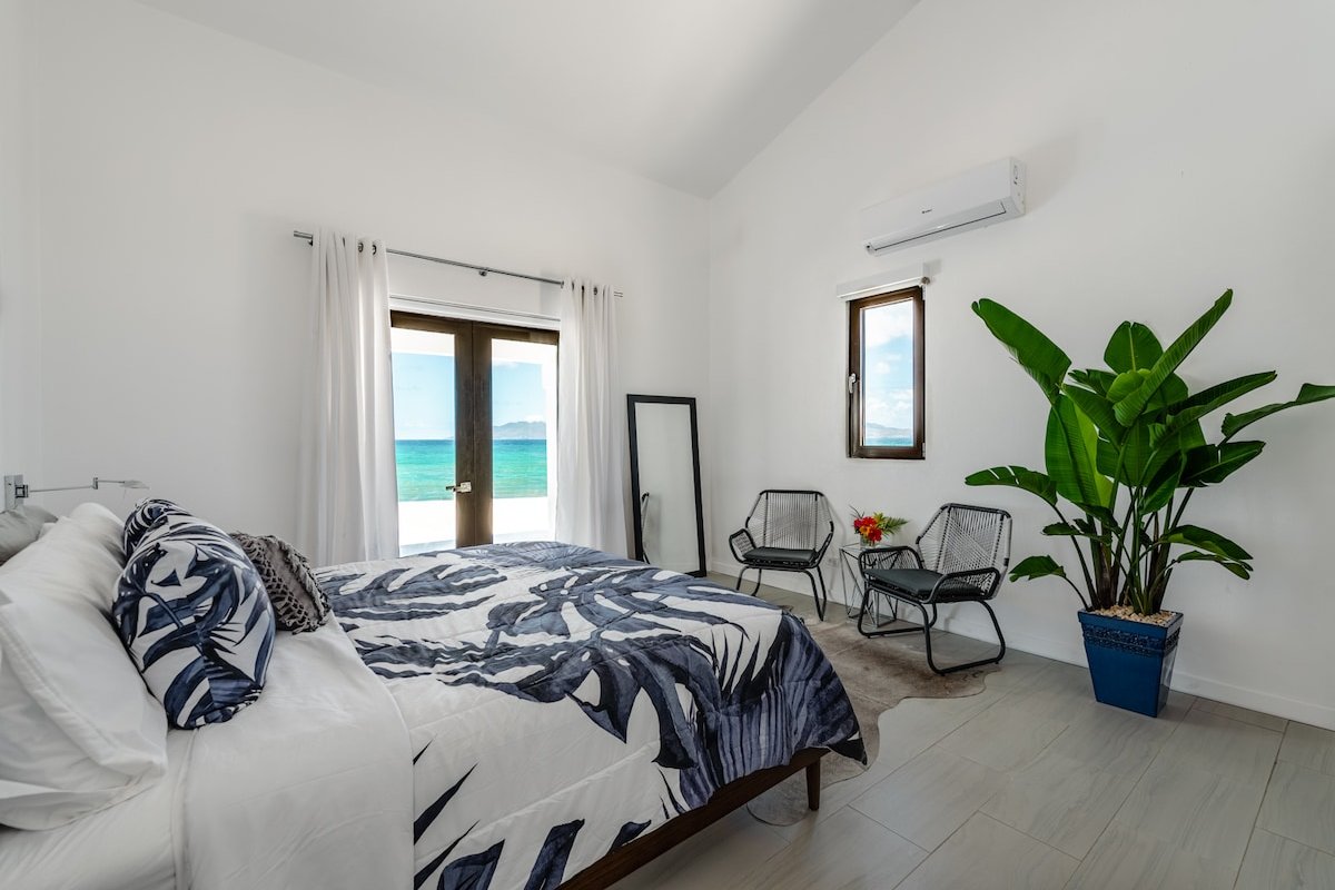 Pelican Bay gallery image 5