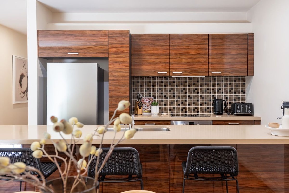 Esplanade Escape to the Brighton Beach Boxes gallery image 4