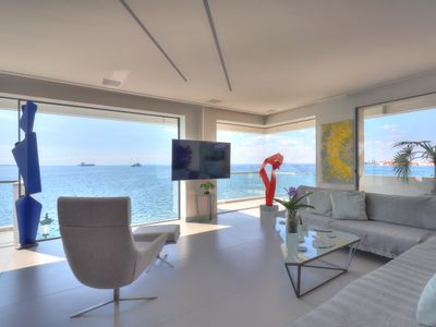 Infinity Sea View Apartment