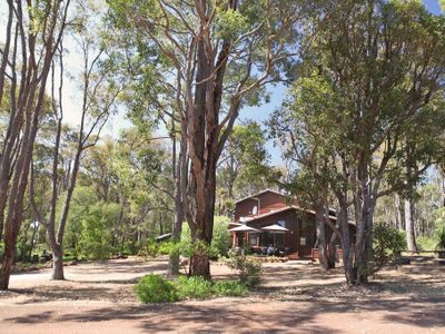 Rivendell Lodge located in a beautiful vineyard