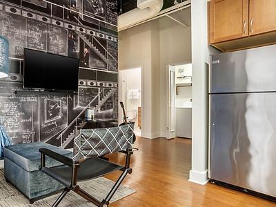 NOLA 2BR Marquee brand new Theatre District dwtn