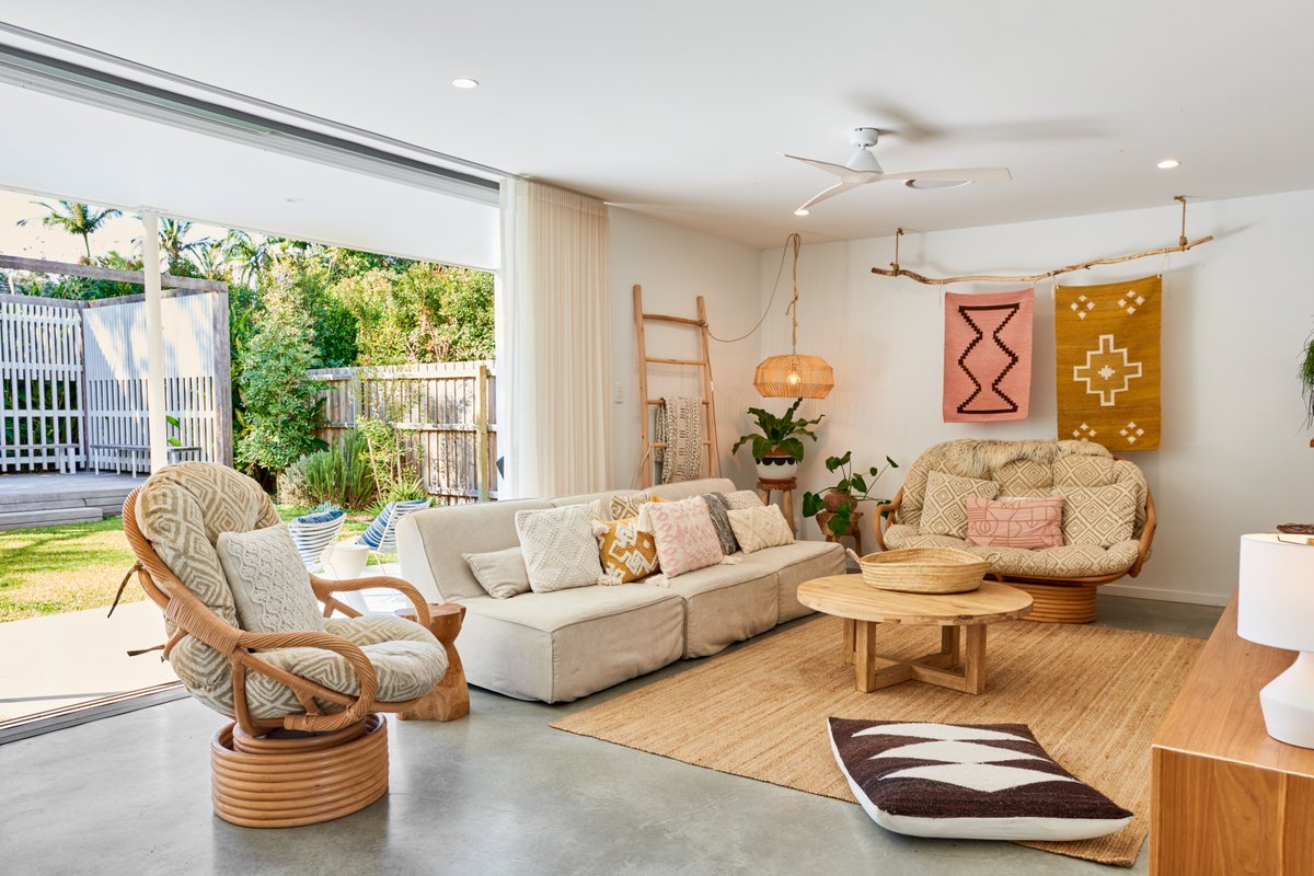 Summerland Byron Bay- Pool, walk to town & beach.