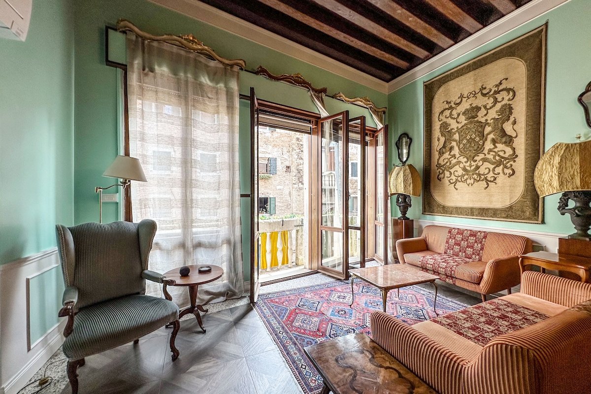 Luxury apartment near Rialto bridge, Venezia gallery image 2