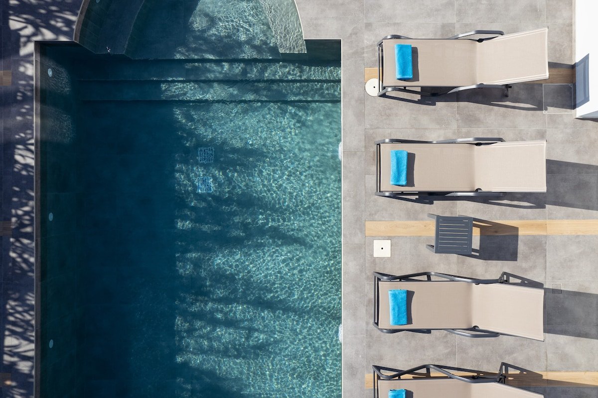 Sunnyside Villa I, Just Steps to the Beach gallery image 4