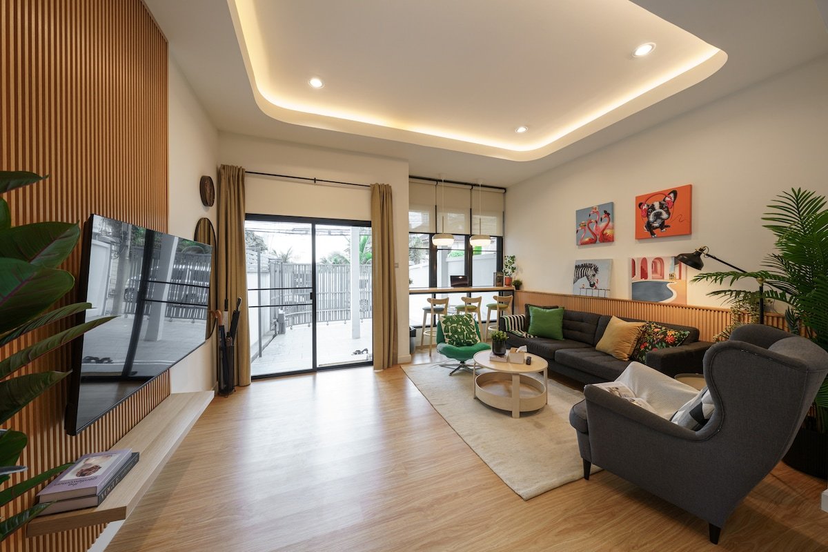 Modern Contemporary 200m BTS / 4BR / 10min ThongLo gallery image 4