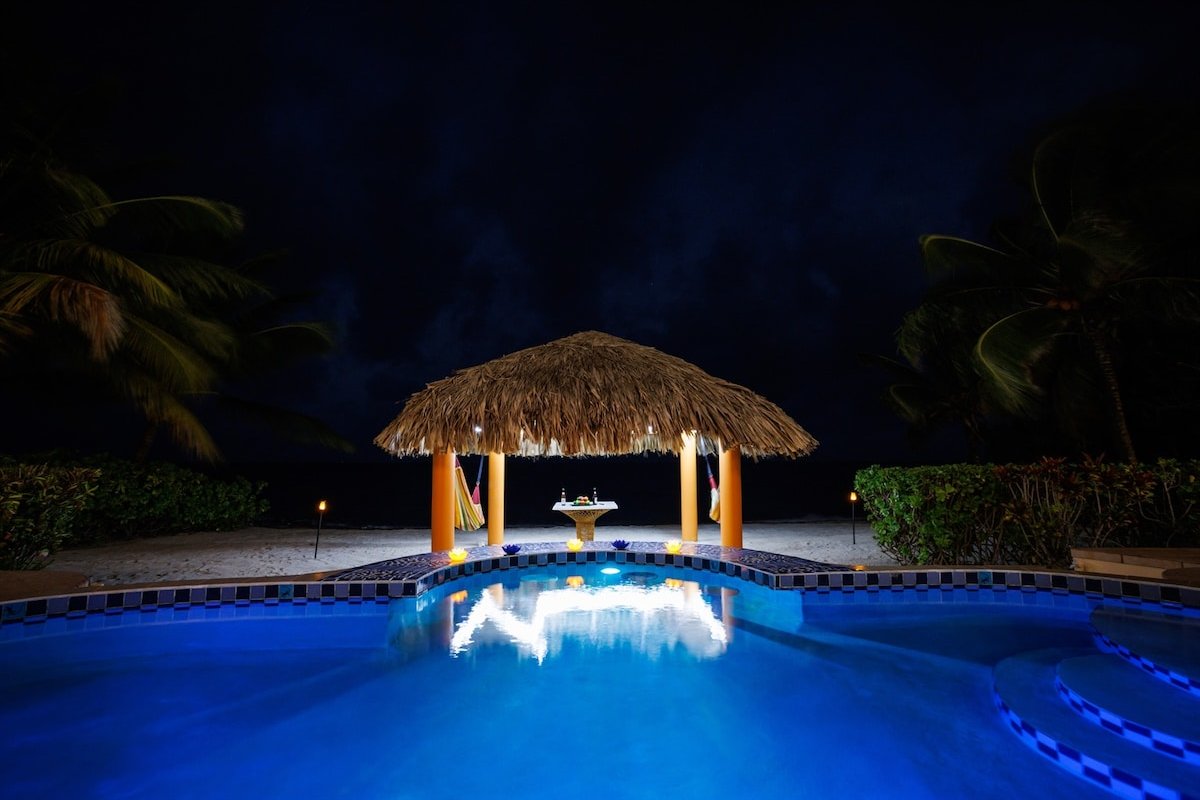 Villa 99-Beachfront Villa-Pool-6 bedroom-Luxury gallery image 4