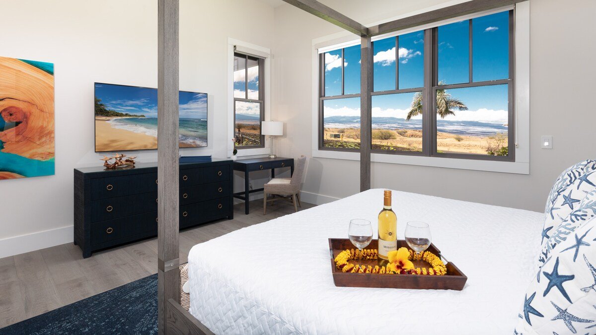 PiH: Blue Serenity~ Waterslide, eBikes, Golf clubs gallery image 4