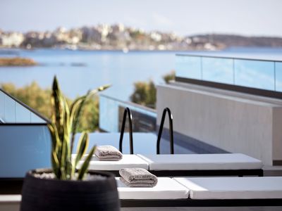 Beachfront, Daily Breakfast & Hotel-Style Comforts