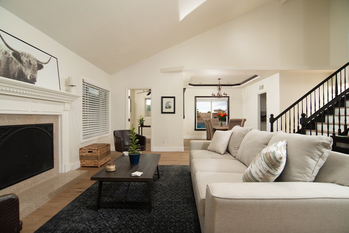 Vegas Retreat, Heated Pool ☼, 10 Min to Strip gallery image 4