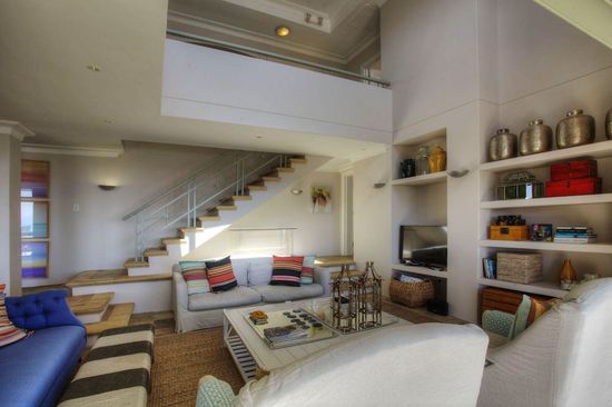 Photo 2 of Ravine Views accommodation in Bantry Bay, Cape Town with 3 bedrooms and 3 bathrooms