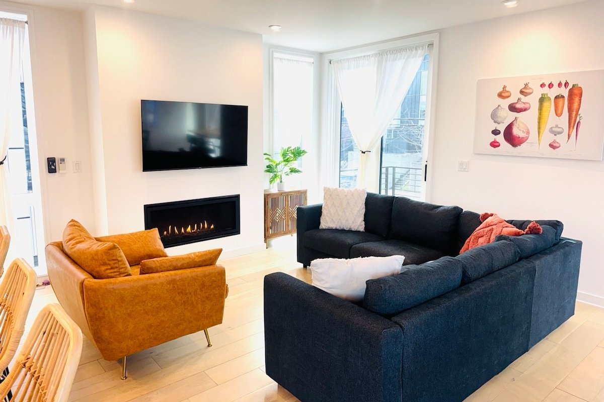 Sunshine in Seattle‒Newly built‒Walk downtown‒AC gallery image 2