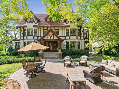 Luxury 6600 sq.ft Stunning Home/Sleeps 10+