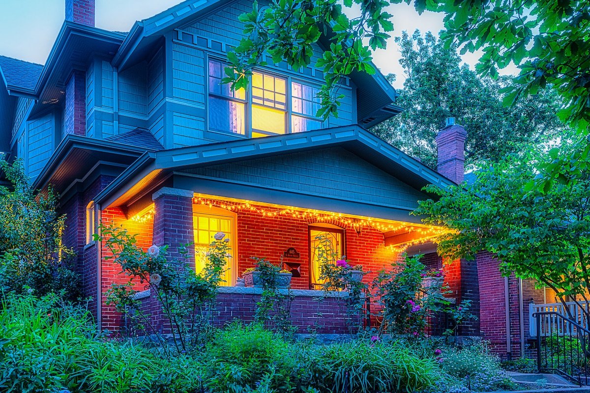 Luxury Home & Garden Gourmet Kitchen & Yoga Studio gallery image 3