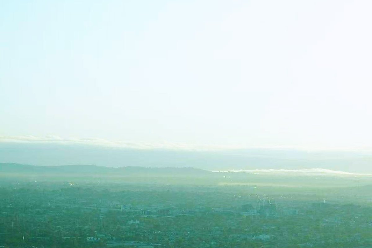 Luxury 3BR Penthouse 70F–Skyline View& CBD 205 sqm