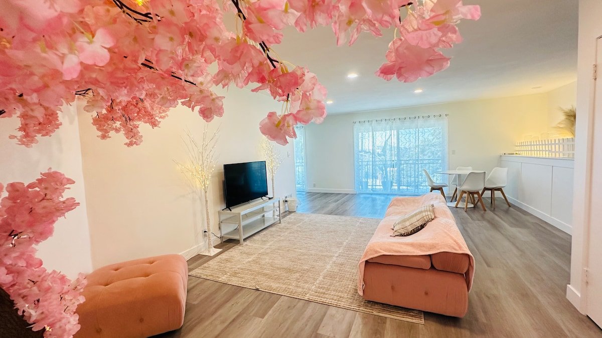 A Spacious 4B3b Home/ Close DTLA/Free parking gallery image 2