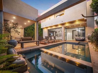 5 BR Villa in the Grove – Pool & Spa