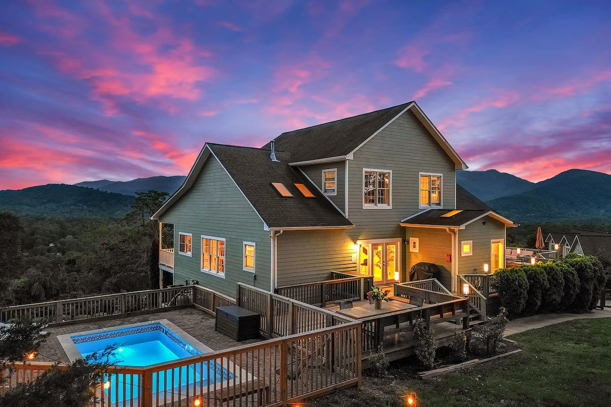 Asheville 7/4 Mansion, Views, Pool, Spa, Gameroom gallery image 2
