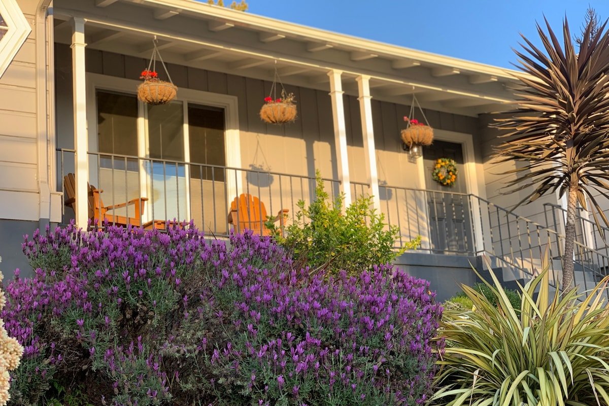 The Sunset View House gallery image 5