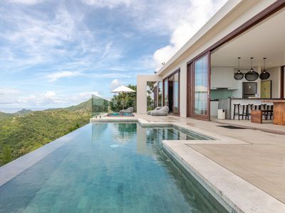 Villa Di Awan 2BR Infinity Pool at Selong Belanak