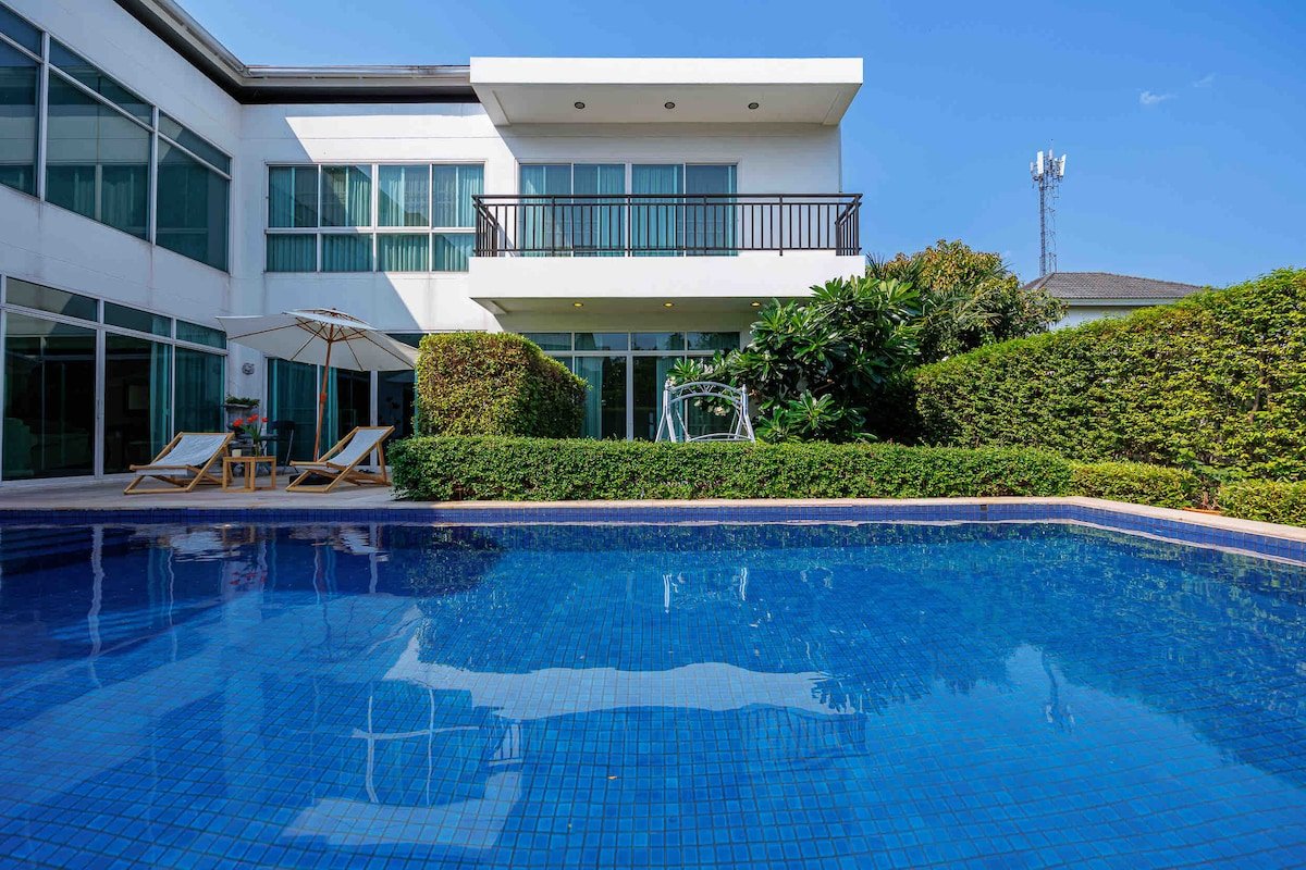 曼谷市中心500平五房独栋泳池别墅/入住3晚以上免费接机一次/行程规划/旅行路线定制 gallery image 5