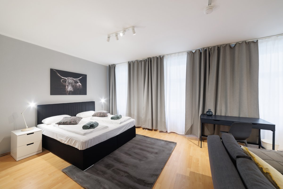 Central Aprt Mitte Museumsinsel / Berliner Dom