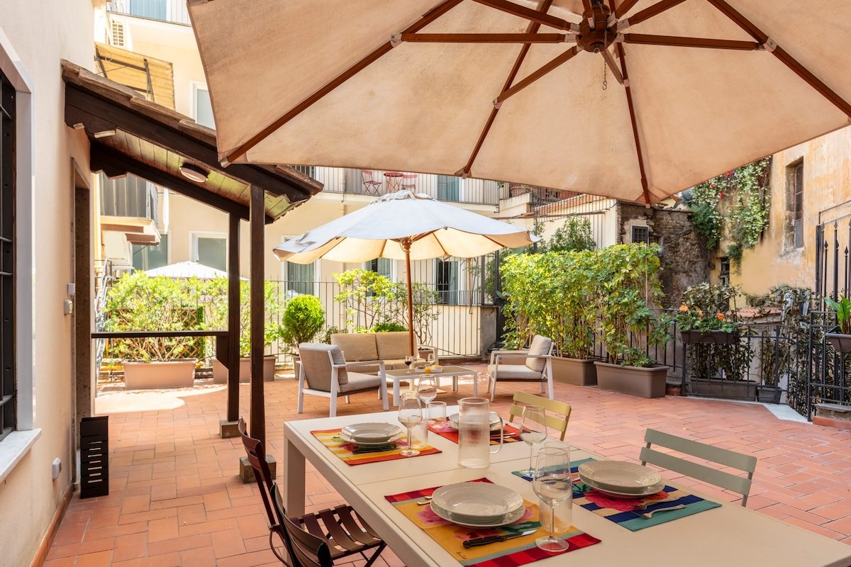 Boutique Apartment near Colosseum & Large Terrace gallery image 2