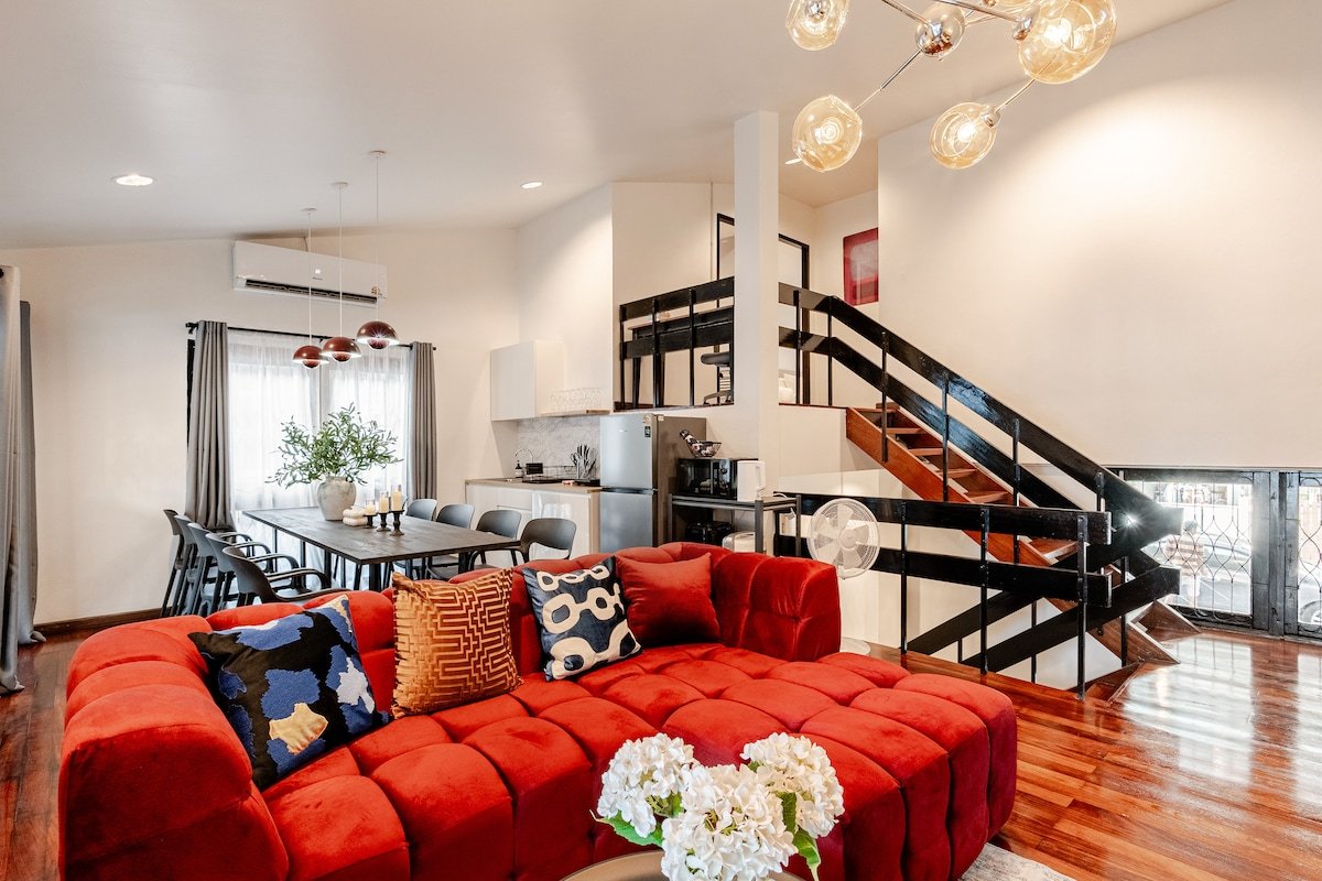 Spacious Pool villa 6 min walk to MRT,Chatuchack gallery image 2