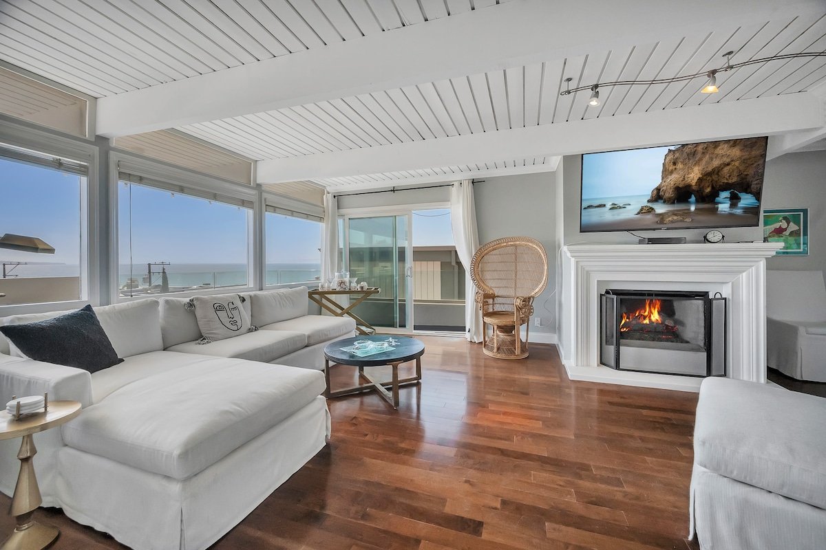 Steps from the Sand – Manhattan Beach Living gallery image 4