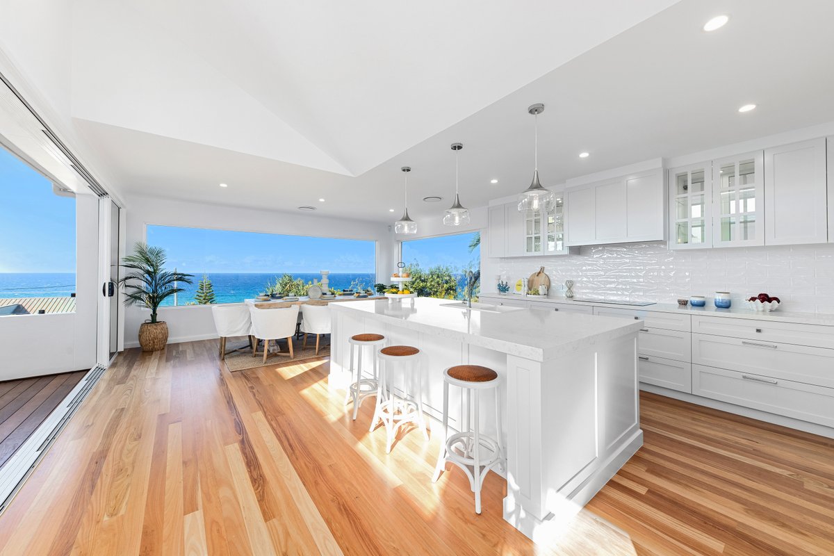 ‘Sunrise View’ – Luxury Villa.