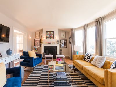 Vibrant Artful Home in SF