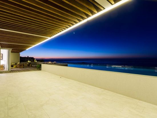 Photo 2 of Topaz accommodation in Camps Bay, Cape Town with 3 bedrooms and 3 bathrooms