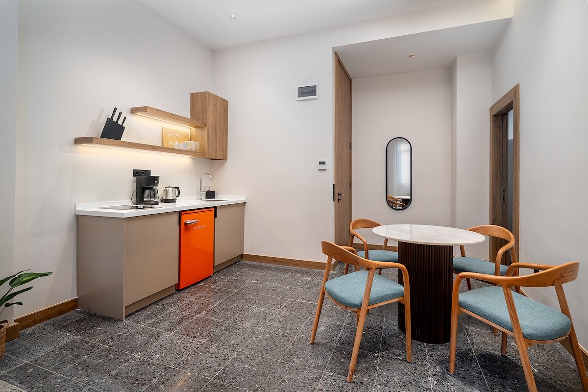 Spacious 2-Bedroom 2-Bathroom Apartment for Groups gallery image 5