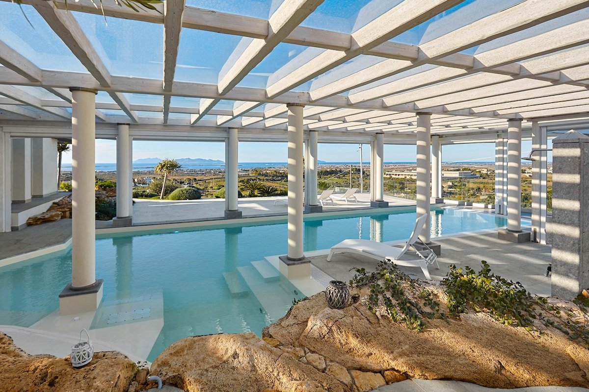 Islands Bay gallery image 2