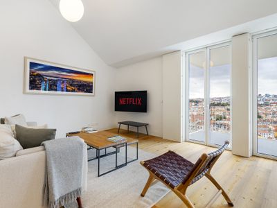 City View Penthouse Luxurious Living in Lisbon