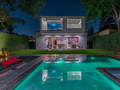 ৎ୭ Kling Manor Lux ৎ୭ pool, Hot tub, and more.