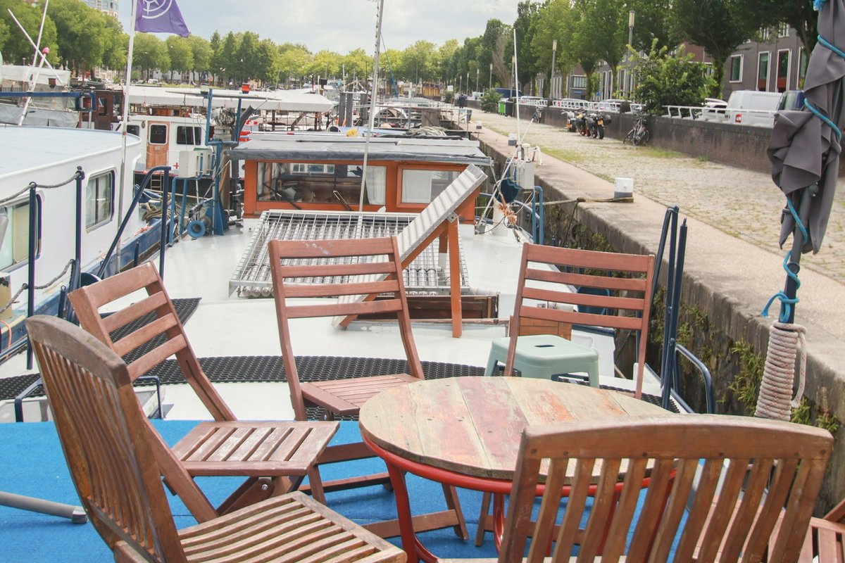 Boathouse Bora 11-15p @bocoliving Rotterdam Marina