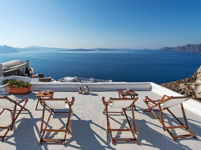 Skala Cave-by Thireon