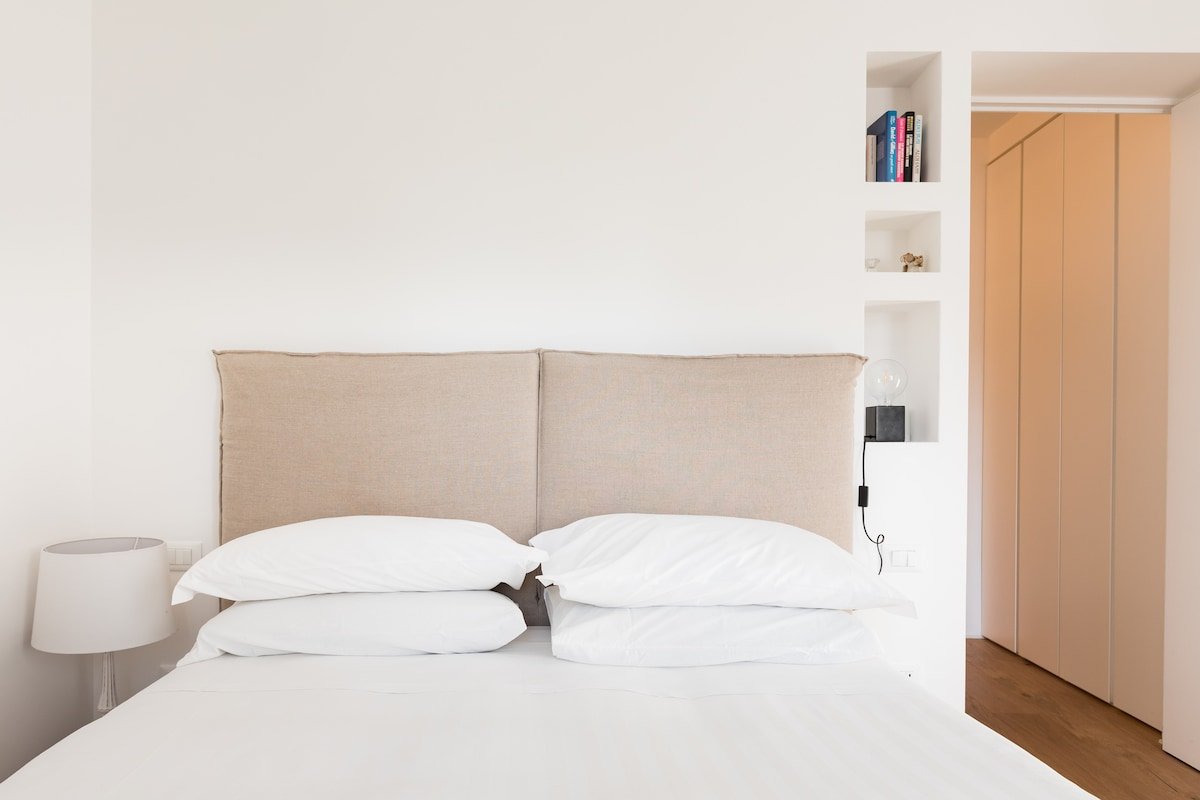 Casa Marisetta—Contemporary Apartment in Historic Building gallery image 3