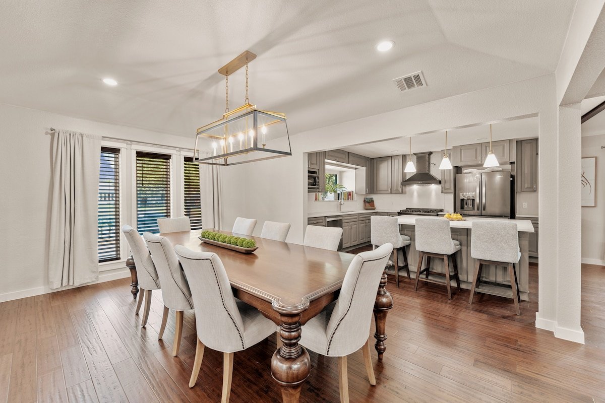 Preston Hollow Modern Rustic Home gallery image 3