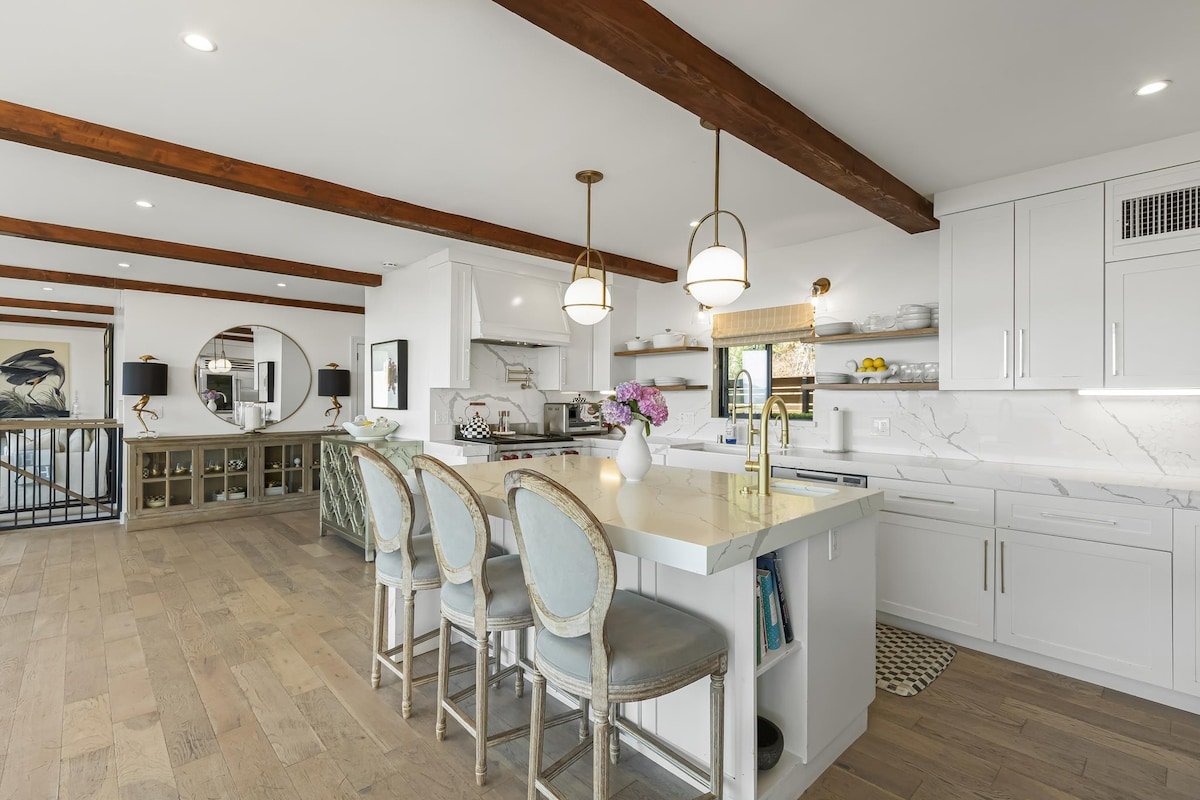 Jetliner Views! gallery image 4