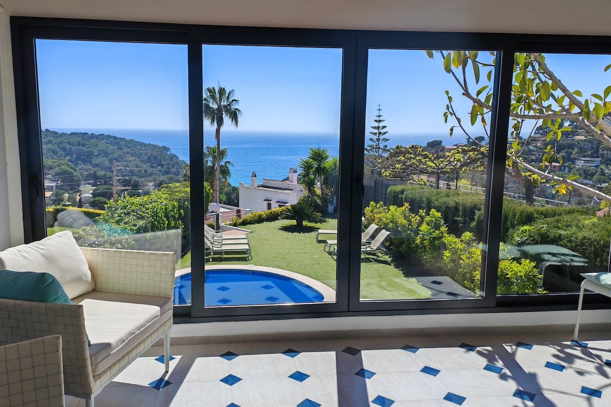 Villa Bona Vista Cala Canyelles gallery image 3