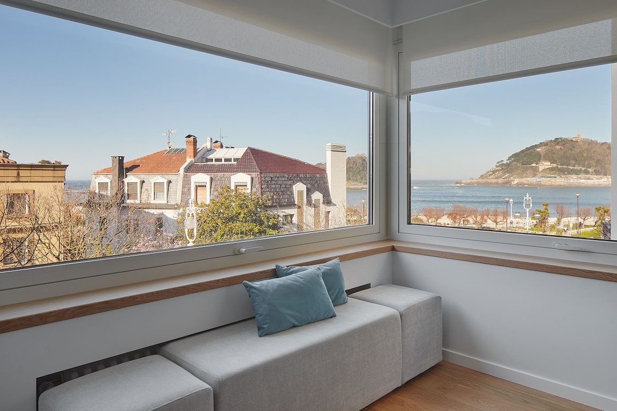 Nautiko by FeelFree Rentals gallery image 3