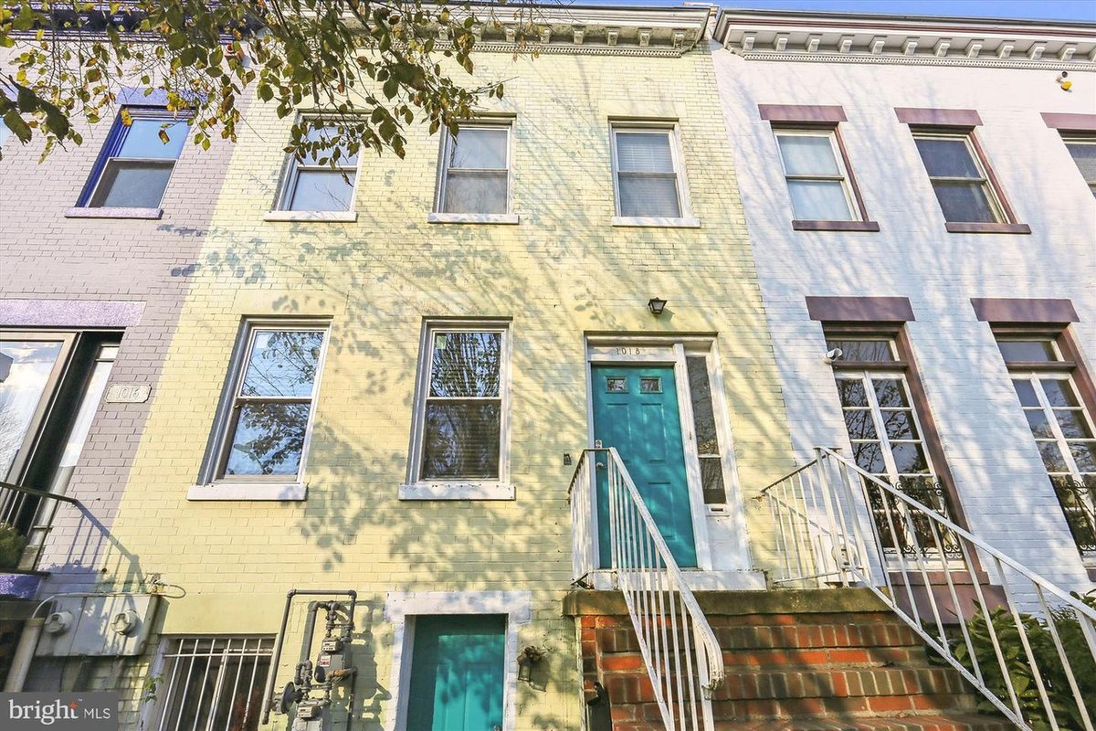 4 Bedroom Home-10 Mins to U.S. Capitol Building
