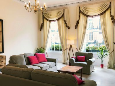 Luxury Apartment between New Town and Stockbridge
