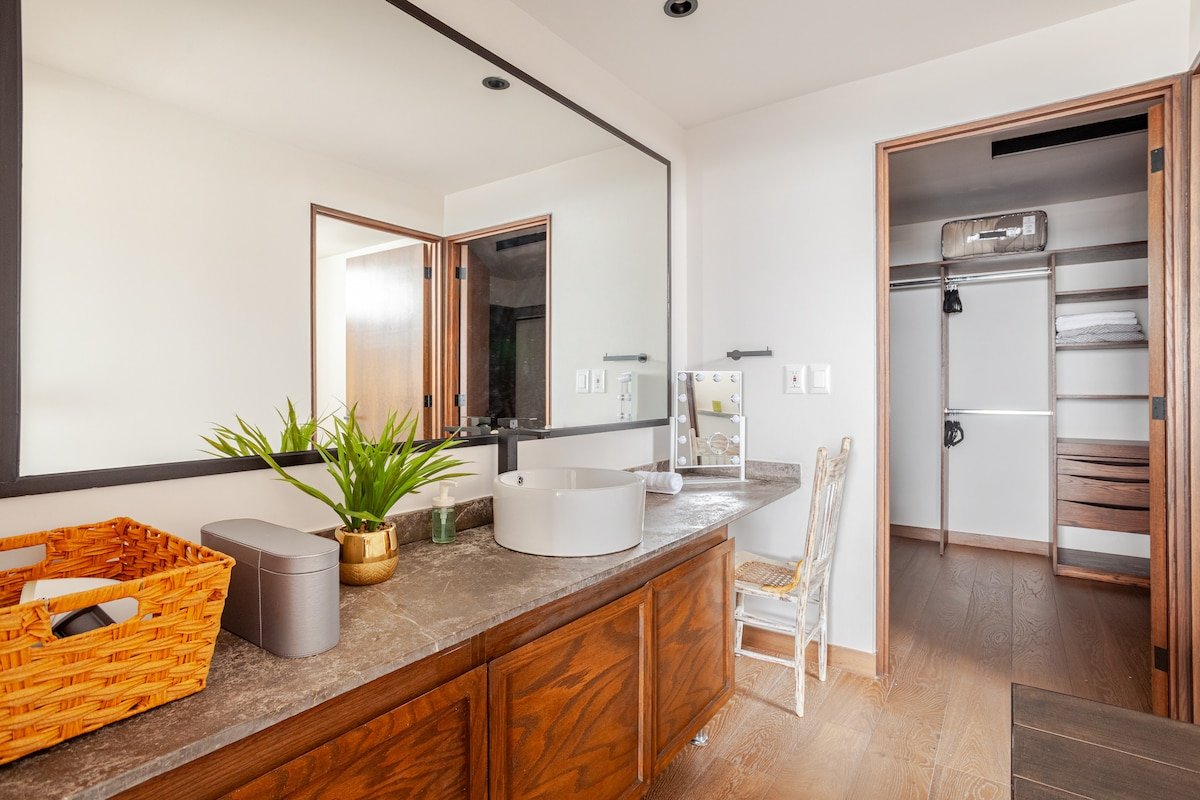 Santa Fe, espectacular alojamiento con balcón gallery image 5